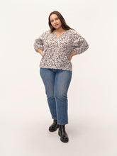 Load image into Gallery viewer, The Cropped Sleeve Cotton Blouse
