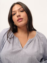 Load image into Gallery viewer, The Cropped Sleeve Cotton Blouse
