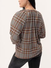 Load image into Gallery viewer, The Cropped Sleeve Cotton Blouse
