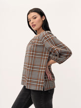 Load image into Gallery viewer, The Cropped Sleeve Cotton Blouse
