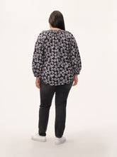 Load image into Gallery viewer, The Floral Print Shirred Top
