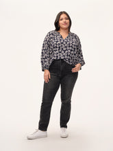 Load image into Gallery viewer, The Floral Print Shirred Top
