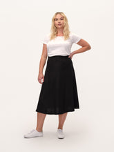 Load image into Gallery viewer, The Seamed Linen Blend Skirt
