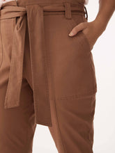 Load image into Gallery viewer, The Essential Cotton Utility Pant
