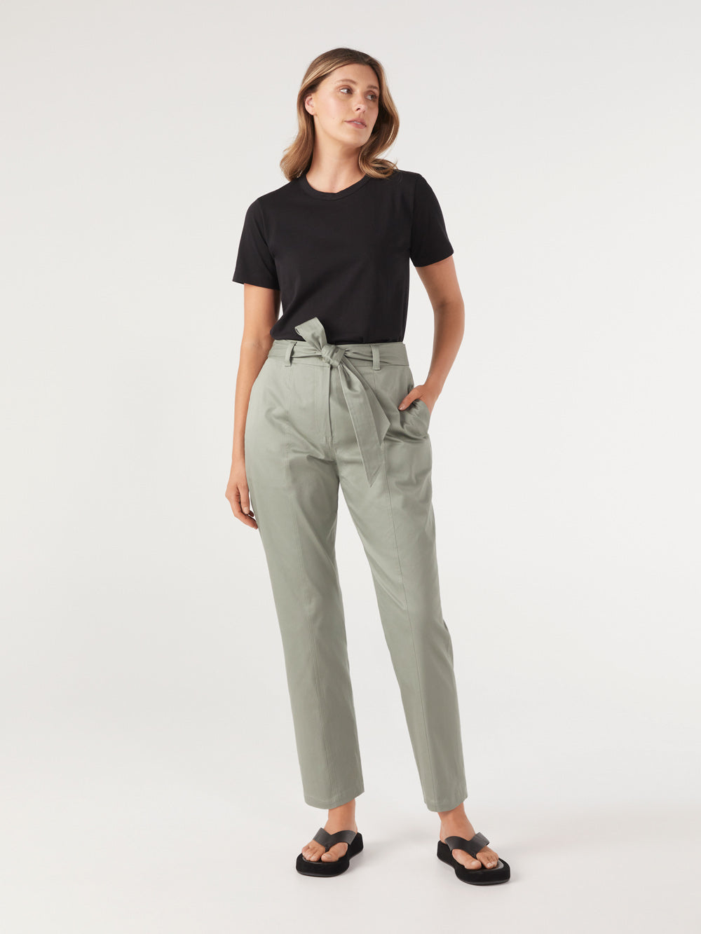 Common Standard Dip Hem Cotton Tee