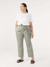 Load image into Gallery viewer, Common Standard Dip Hem Cotton Tee
