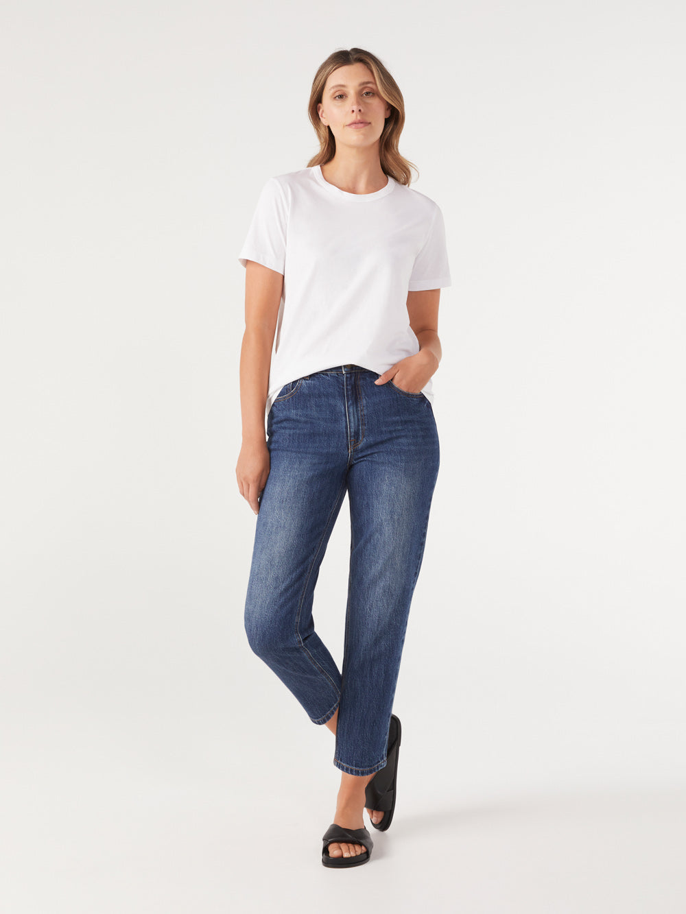 Common Standard Dip Hem Cotton Tee