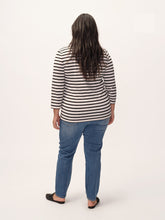 Load image into Gallery viewer, Common Standard Organic Cotton Crop Sleeve Tee
